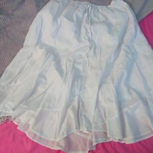 White midi skirt